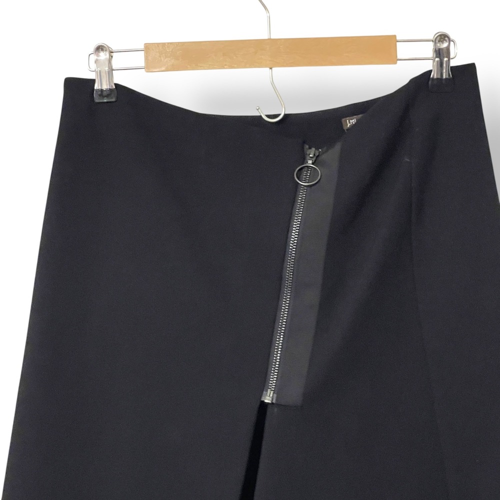 J.McLaughlin Goth Office Casual  Black Asymmetrical Zip Front‎ Skirt  Womens  8 - Picture 2 of 4